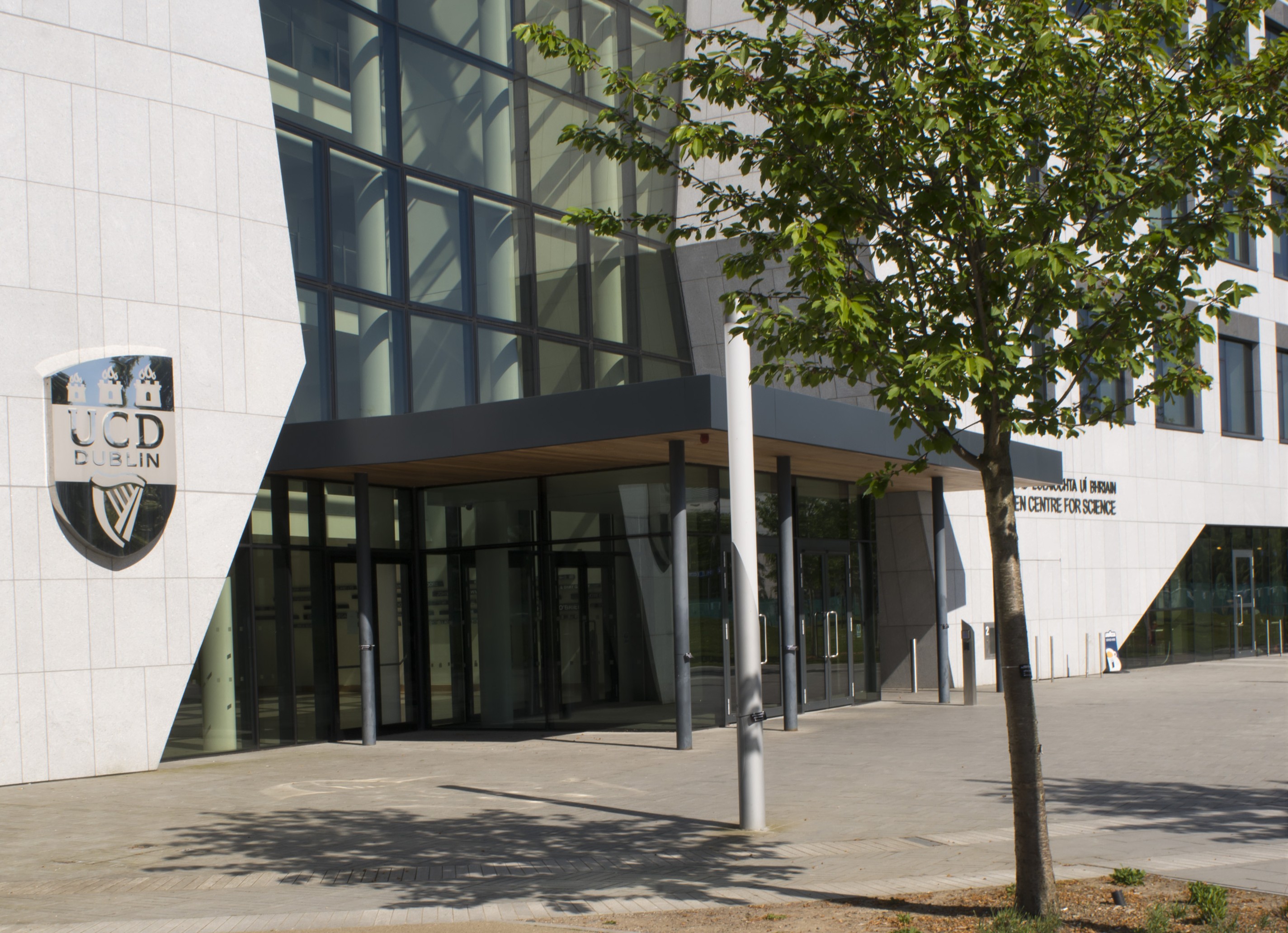 Image of the entrance to the Science building on UCD campus