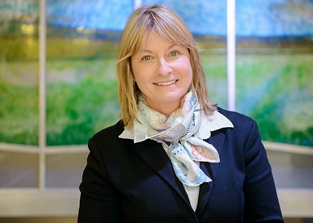 A photo of Associate Professor Lynda Mulvin