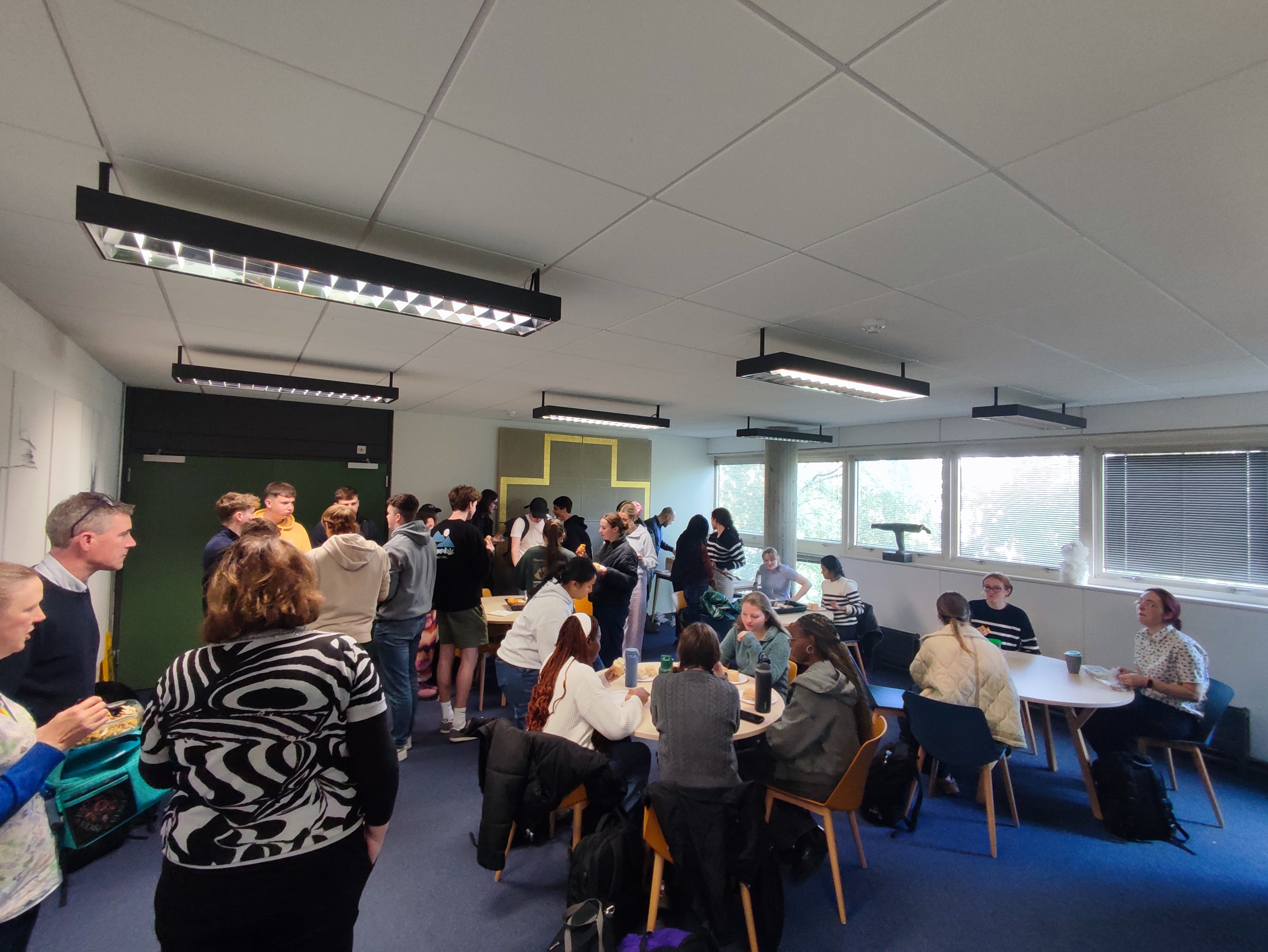 Students and staff enjoying lunch