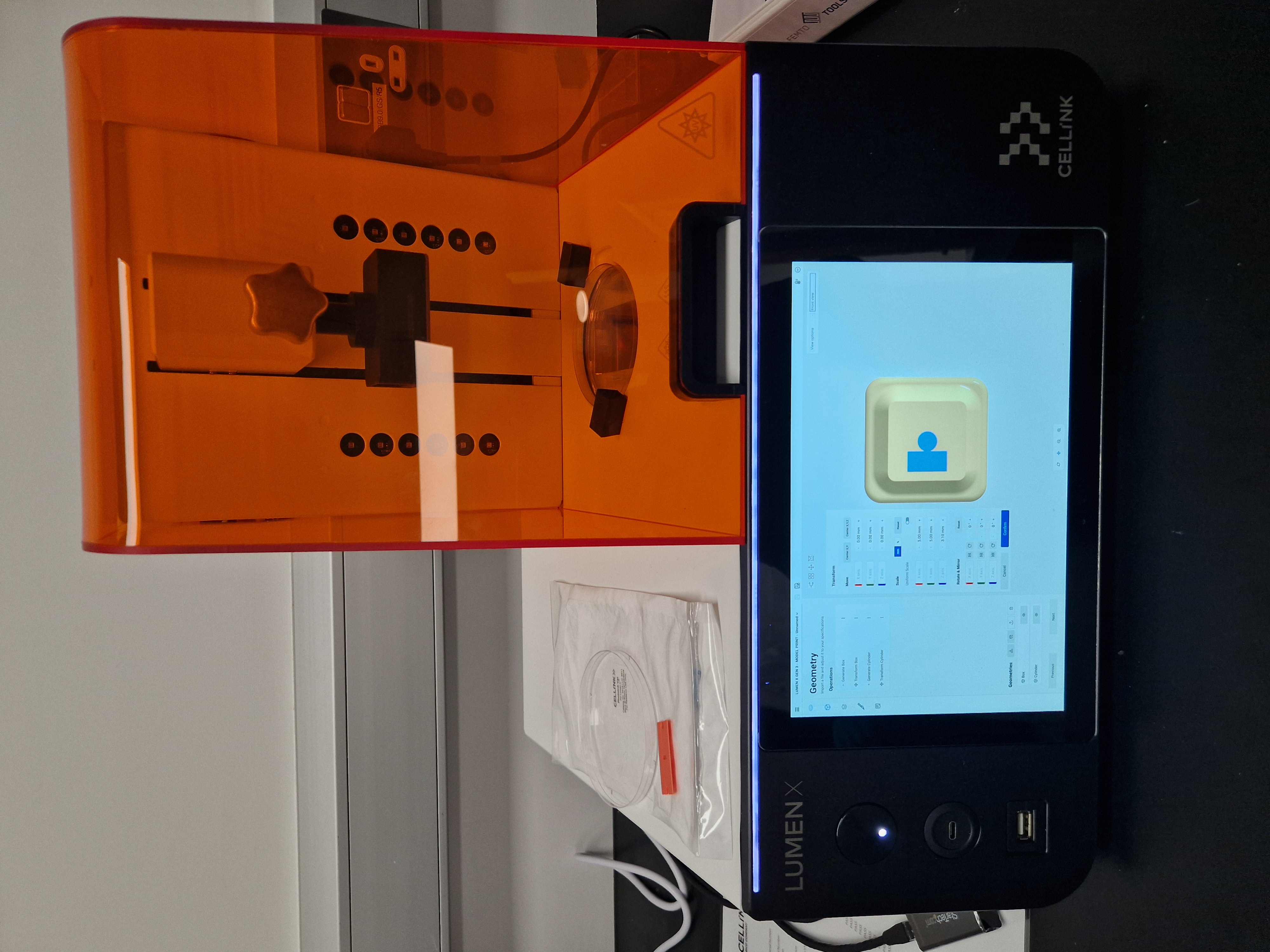 Lumen X - Cellink bioprinter