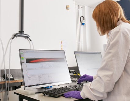 Analysing graphs on screen