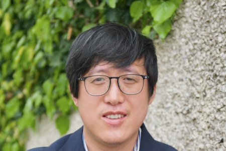 \'Lab-on-a-chip\' science using nanomedicine\n\n“I firmly believe that nanomedicine will play a significant role in disease prevention," says Dr Nan Zhang, Assistant Professor in the School of Mechanical and Materials Engineering at UCD. 