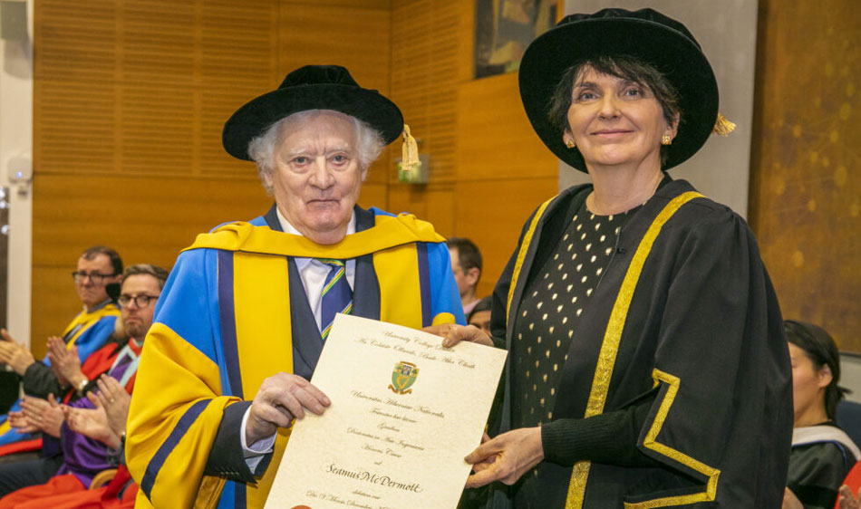 Seamus Heeney pictured with Orla Feeley