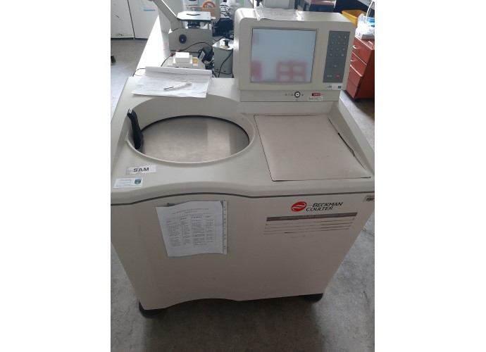 Beckman Optima L-100 XP Ultracentrifuge