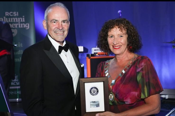 Prof Timothy Lynch Receives RCSI Distinguished Graduate Award