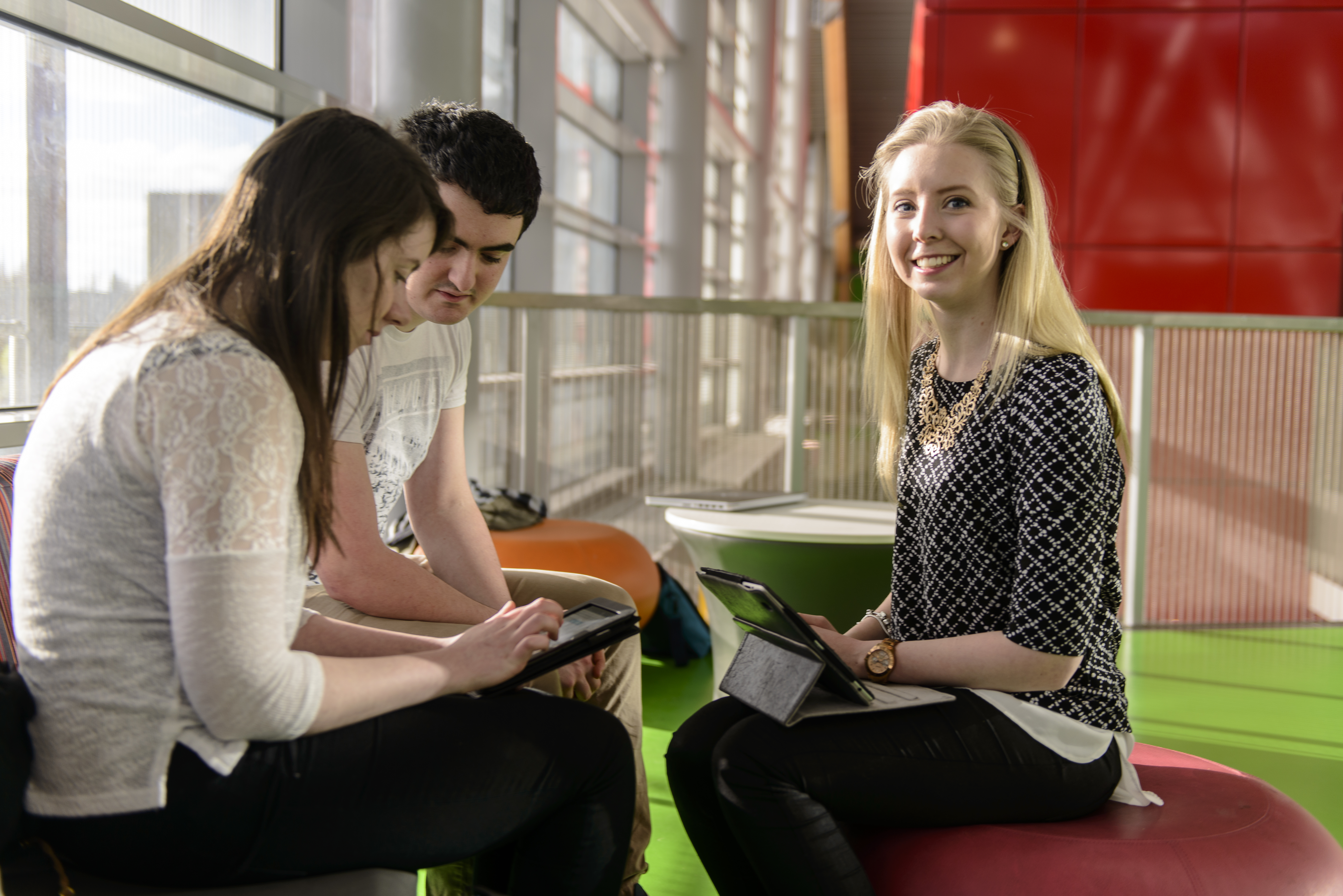 Students meeting together 